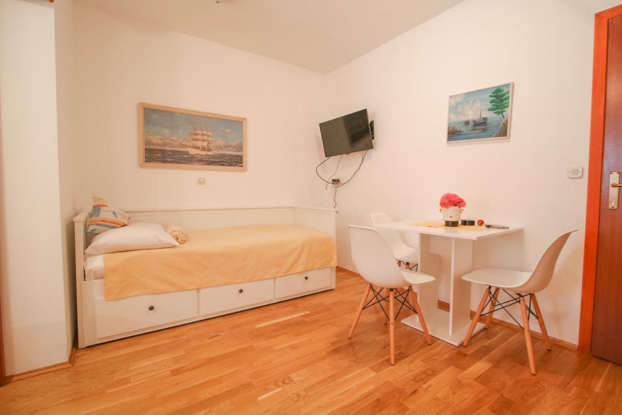 Sunshine Apartment Makarska Exterior foto